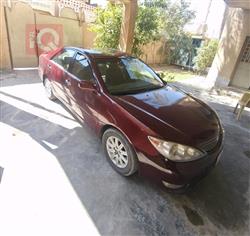 تۆیۆتا کامری